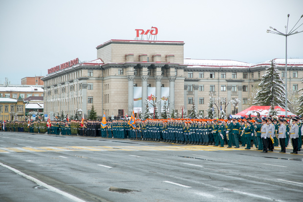 Парад победы в Красноярске 2016