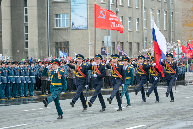 Парад победы в Красноярске 2016