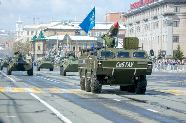 Парад победы в Красноярске 2016