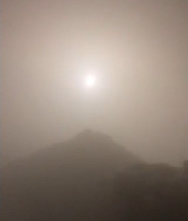 Такой вид открывается за окном