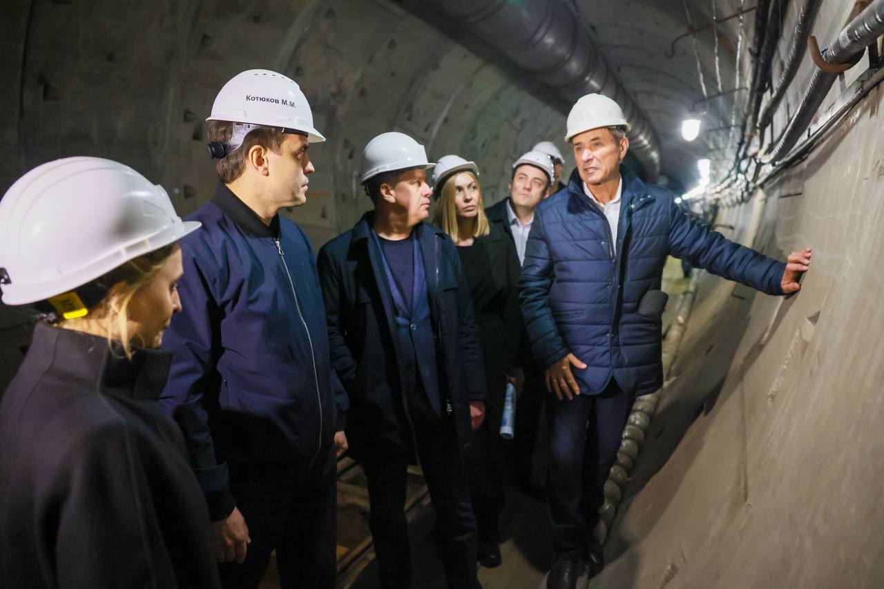 Михаил Котюков контролирует ход работ по строительству метро в Красноярске