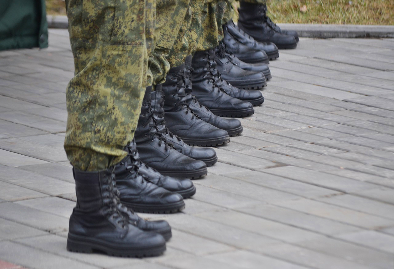 Военнослужащие на построении