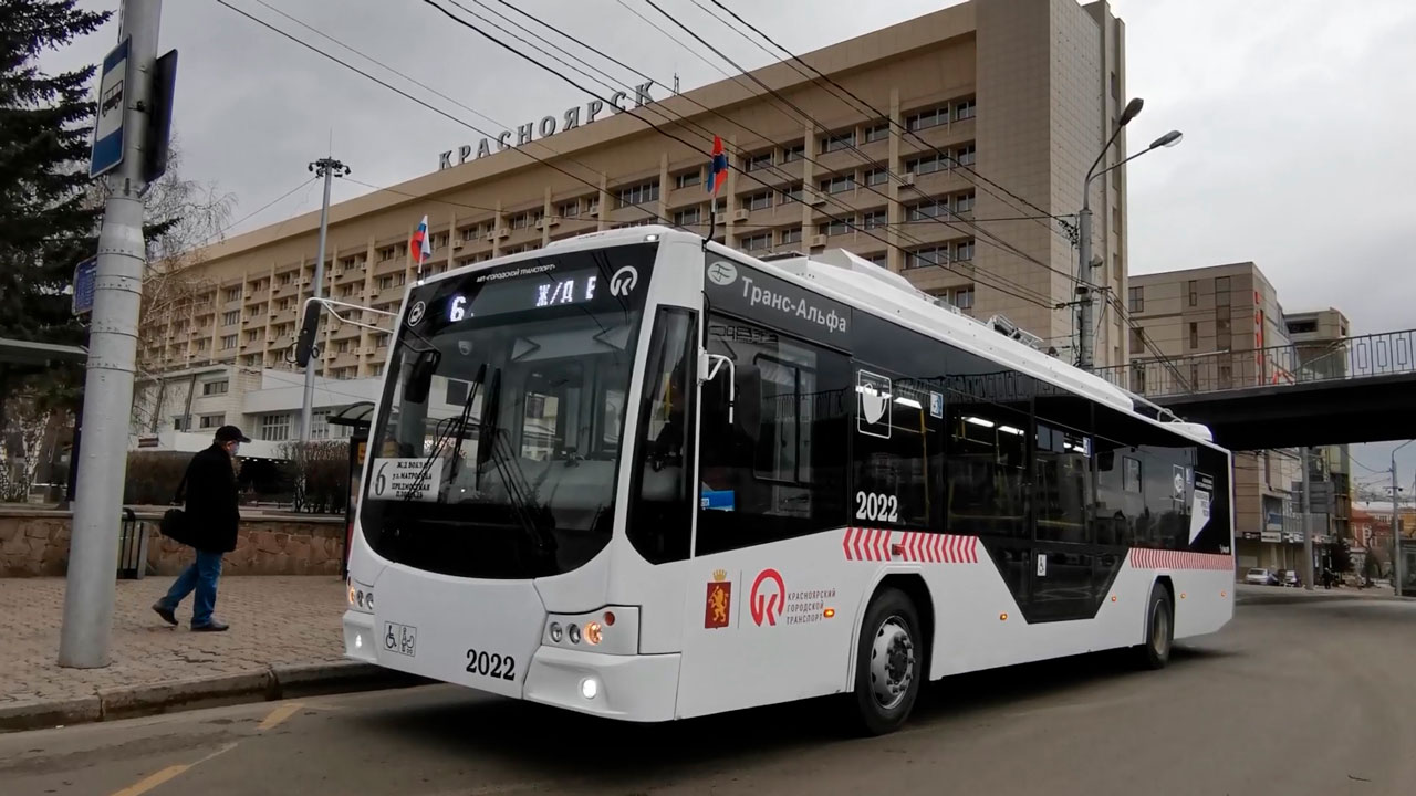 В Красноярске уже есть троллейбусы с запасом автономного хода. Но дальше решили развивать именно электробусы