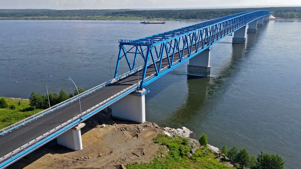 Высокогорский мост под Лесосибирском готовят к открытию